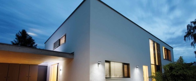 Außen­beleuchtung bei Elektro Seidenspinner GmbH in Augsburg