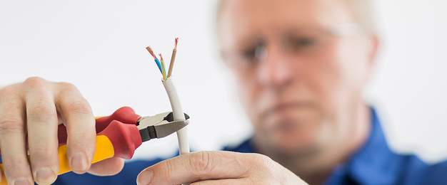 DGUV Vorschrift 3-Check bei Elektro Seidenspinner GmbH in Augsburg